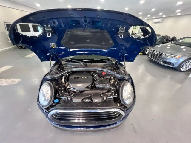 Vehicle image 34 of 34