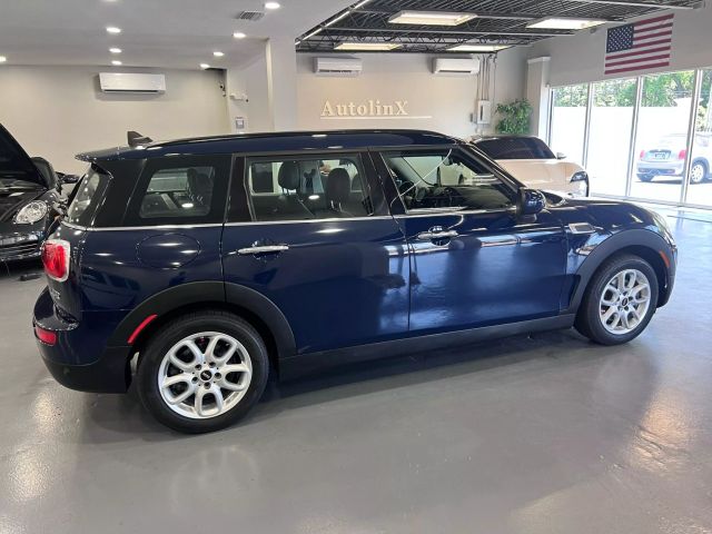 Vehicle image 6 of 34