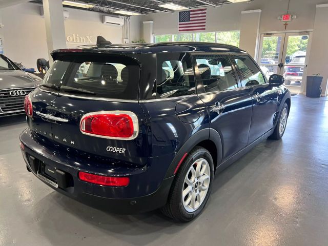 Vehicle image 5 of 34