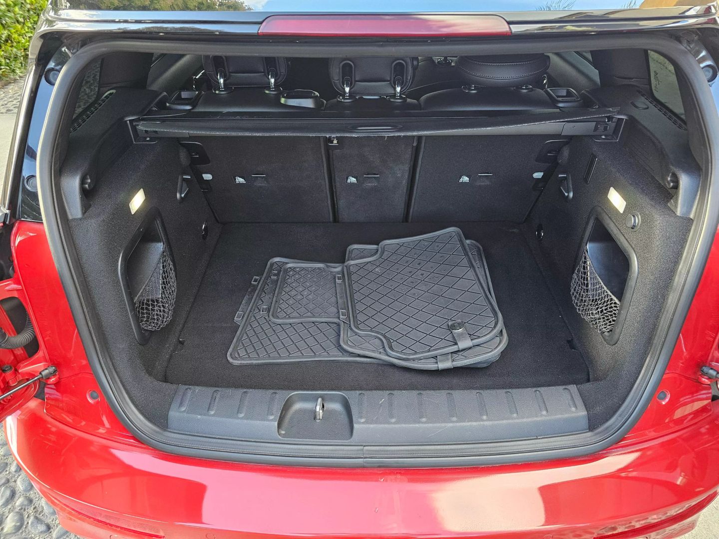 Vehicle image 24 of 27