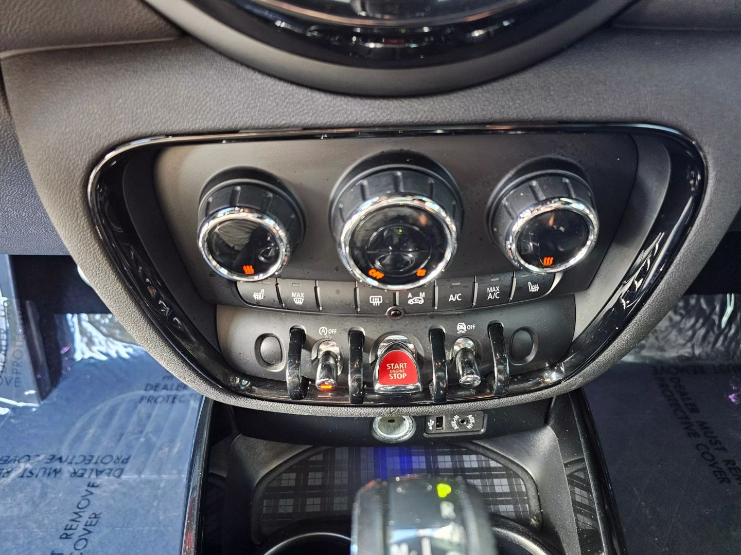 Vehicle image 12 of 27