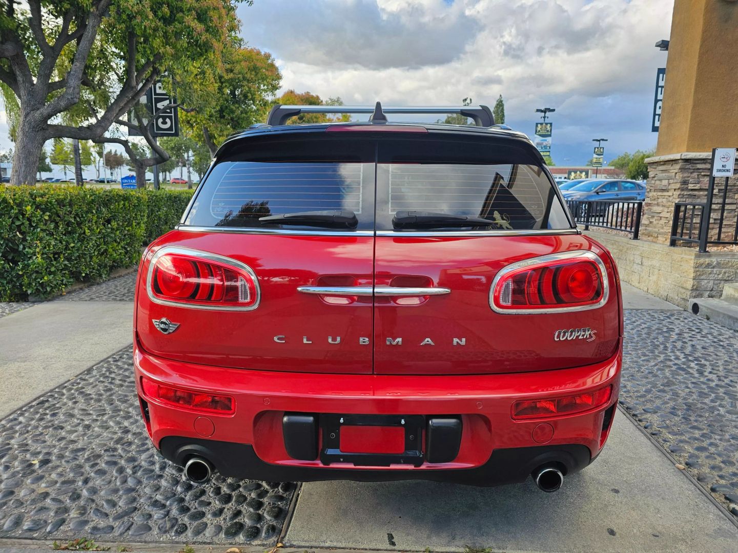 Vehicle image 6 of 27