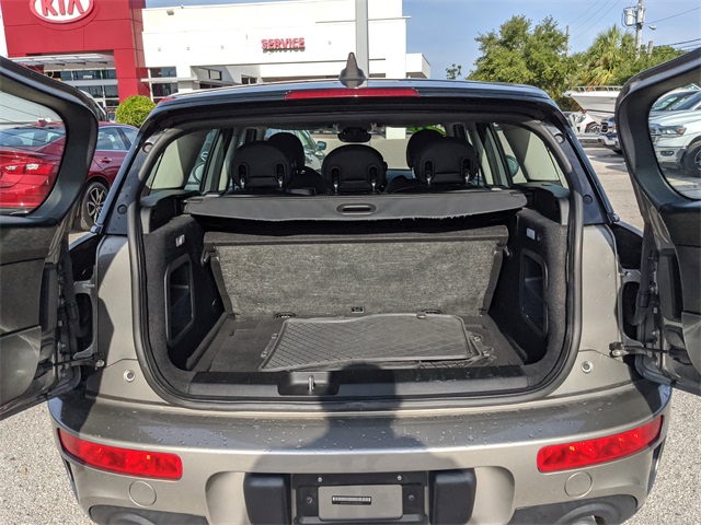 Vehicle image 6 of 30