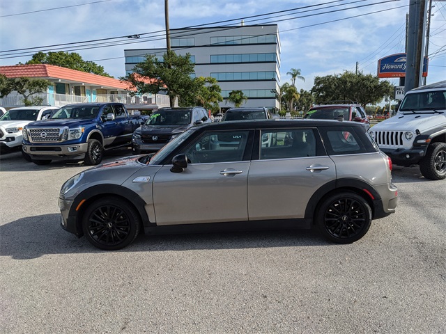 Vehicle image 4 of 30