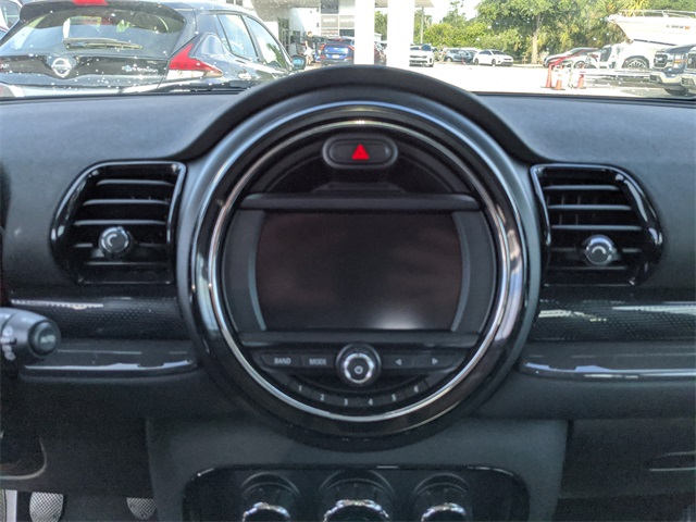 Vehicle image 12 of 30