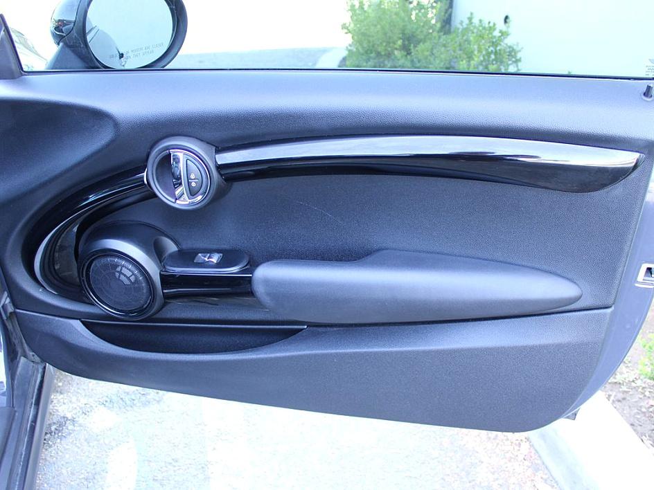 Vehicle image 14 of 14