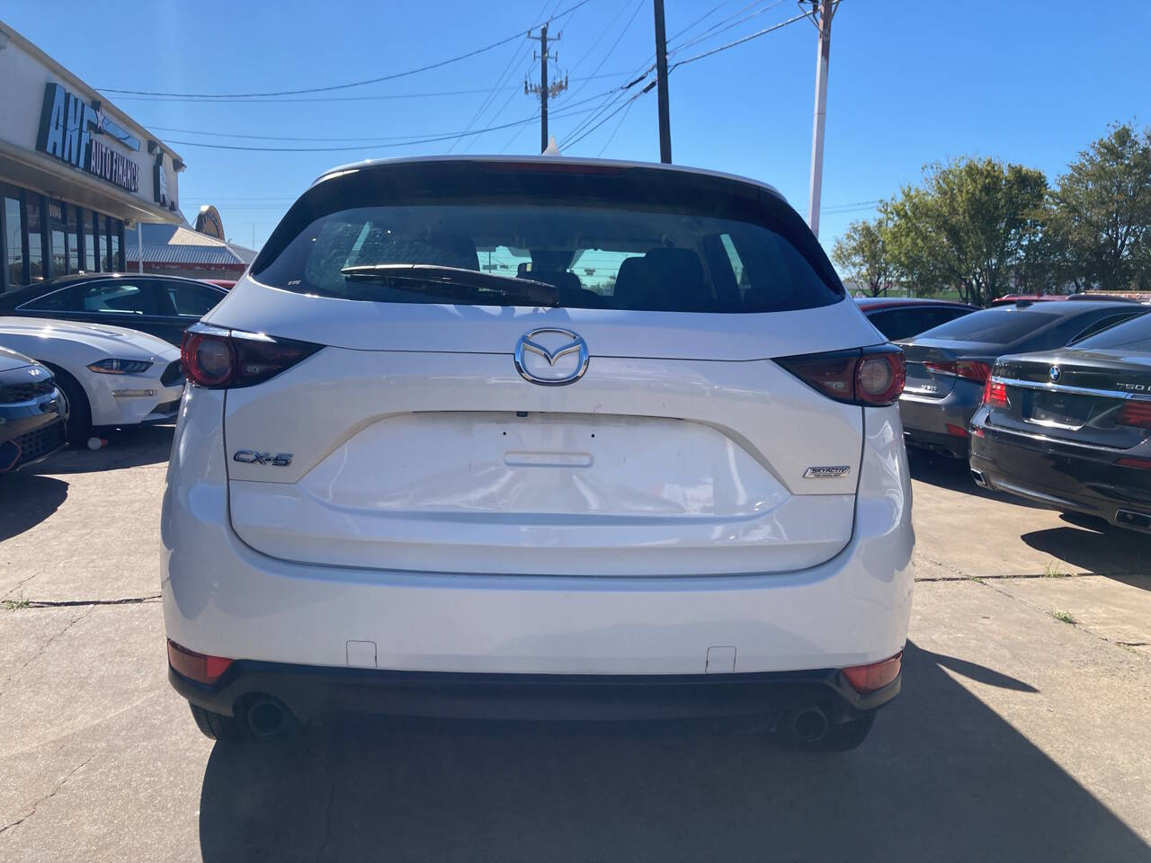 Vehicle image 5 of 11
