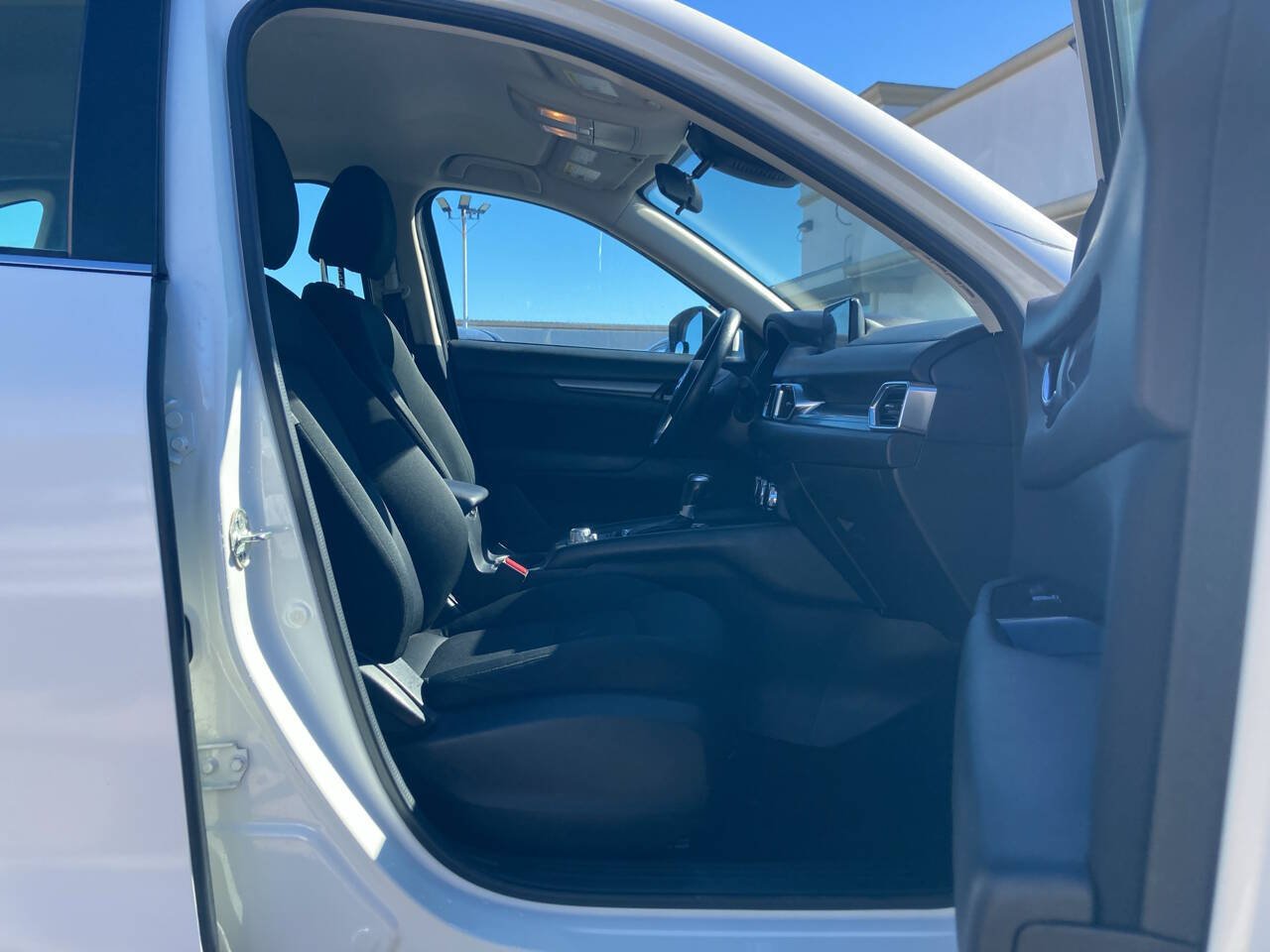 Vehicle image 10 of 11