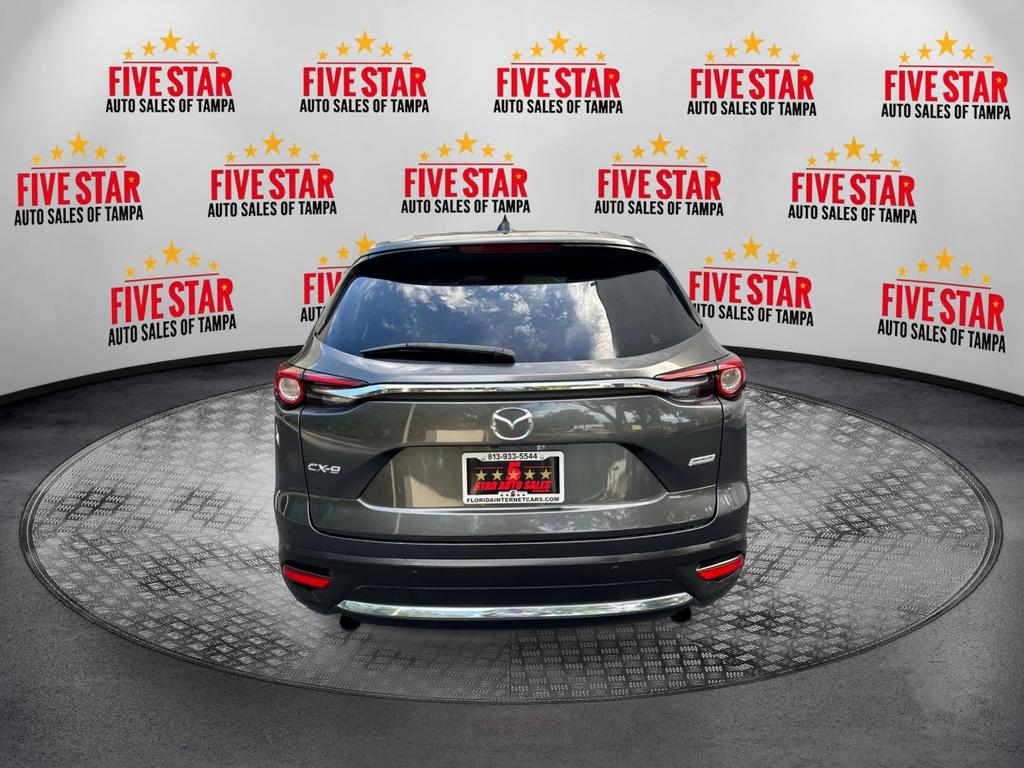 2017 Mazda CX-9 Grand Touring Image 7 of 44