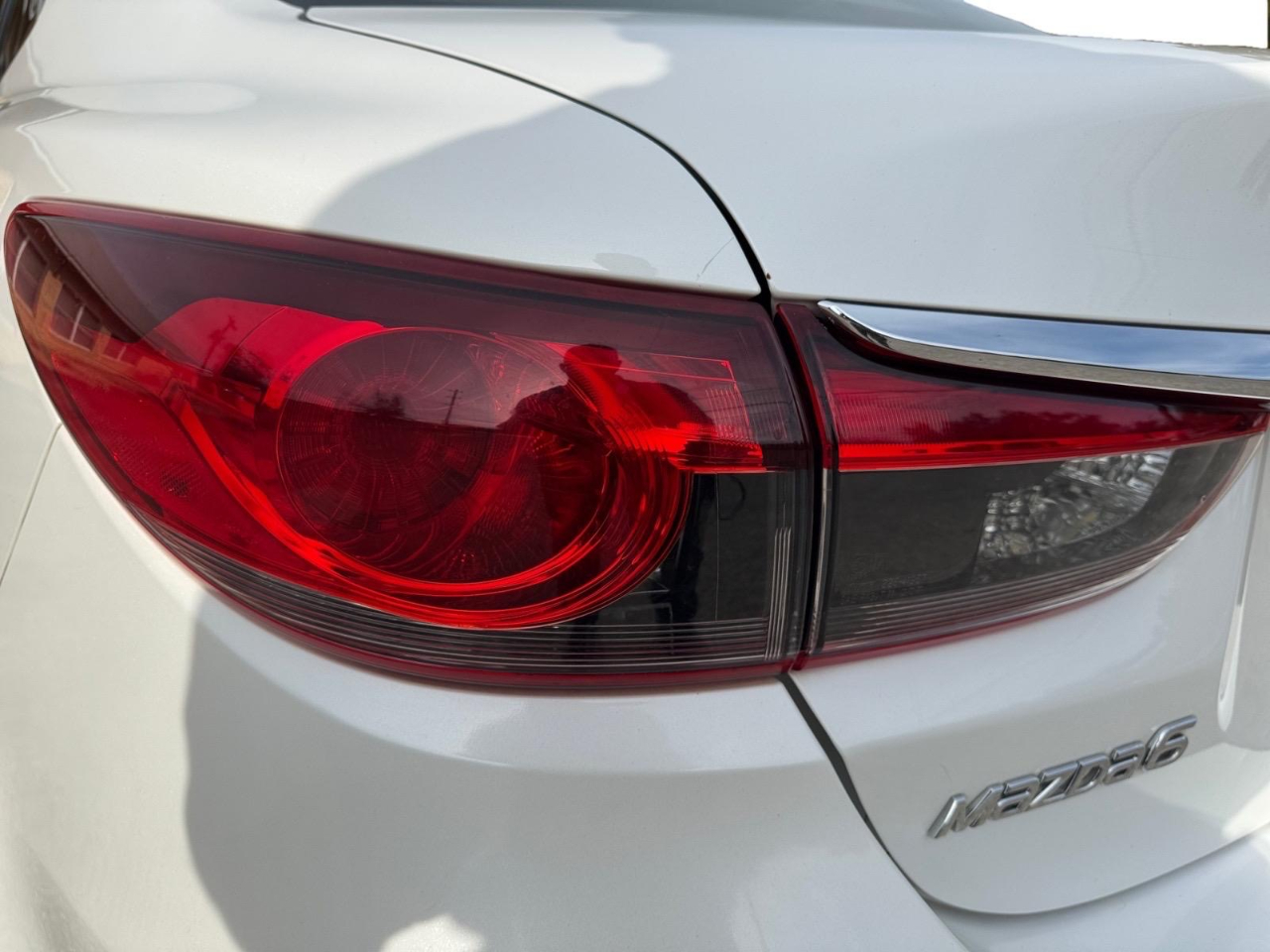 Vehicle image 12 of 27