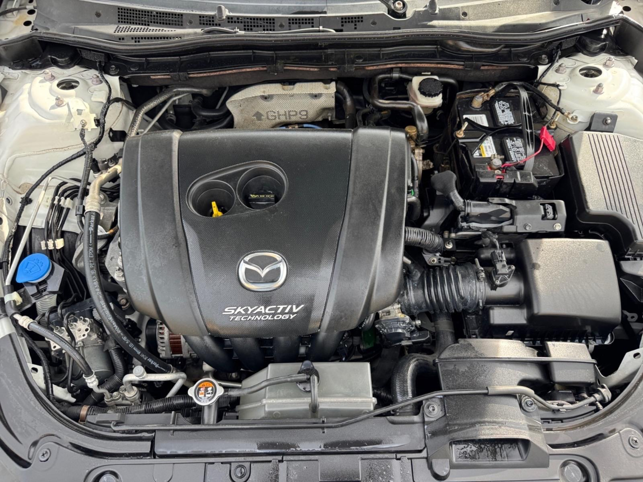 Vehicle image 16 of 27