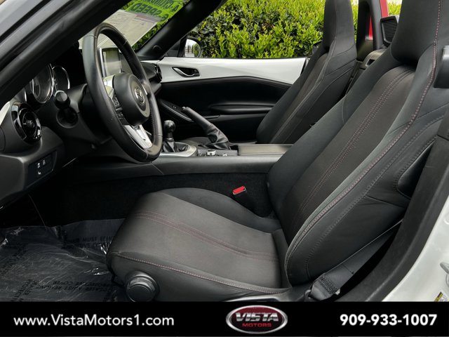 Vehicle image 9 of 26