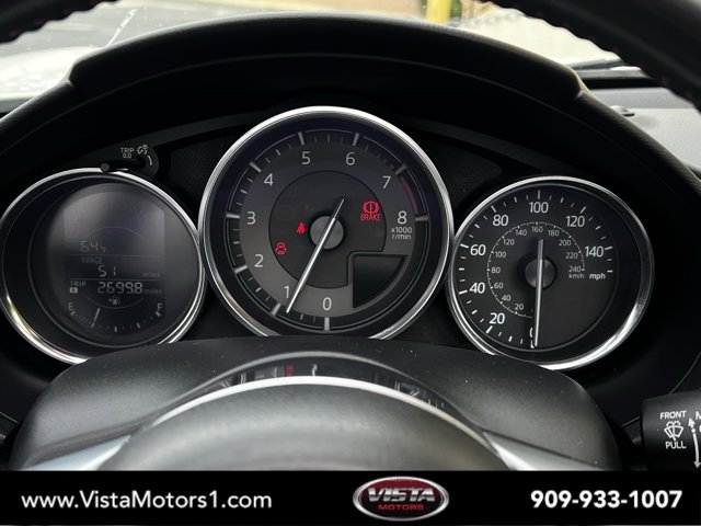 Vehicle image 23 of 26