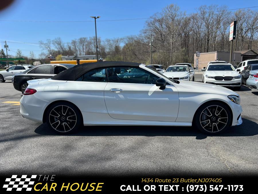 Vehicle image 7 of 19