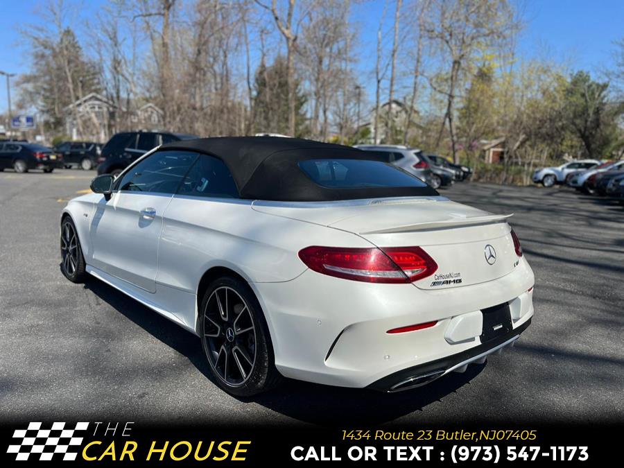 Vehicle image 11 of 19