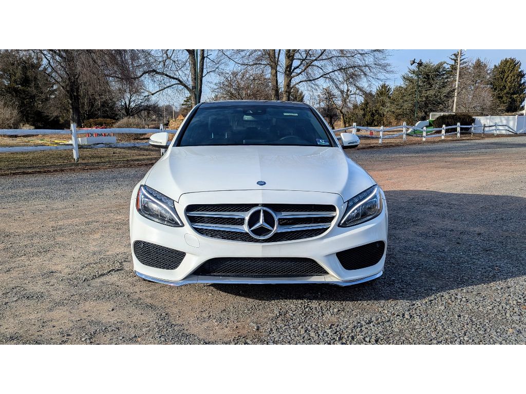 Vehicle image 2 of 33