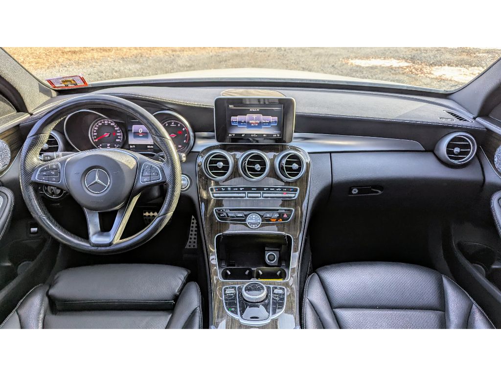 Vehicle image 33 of 33