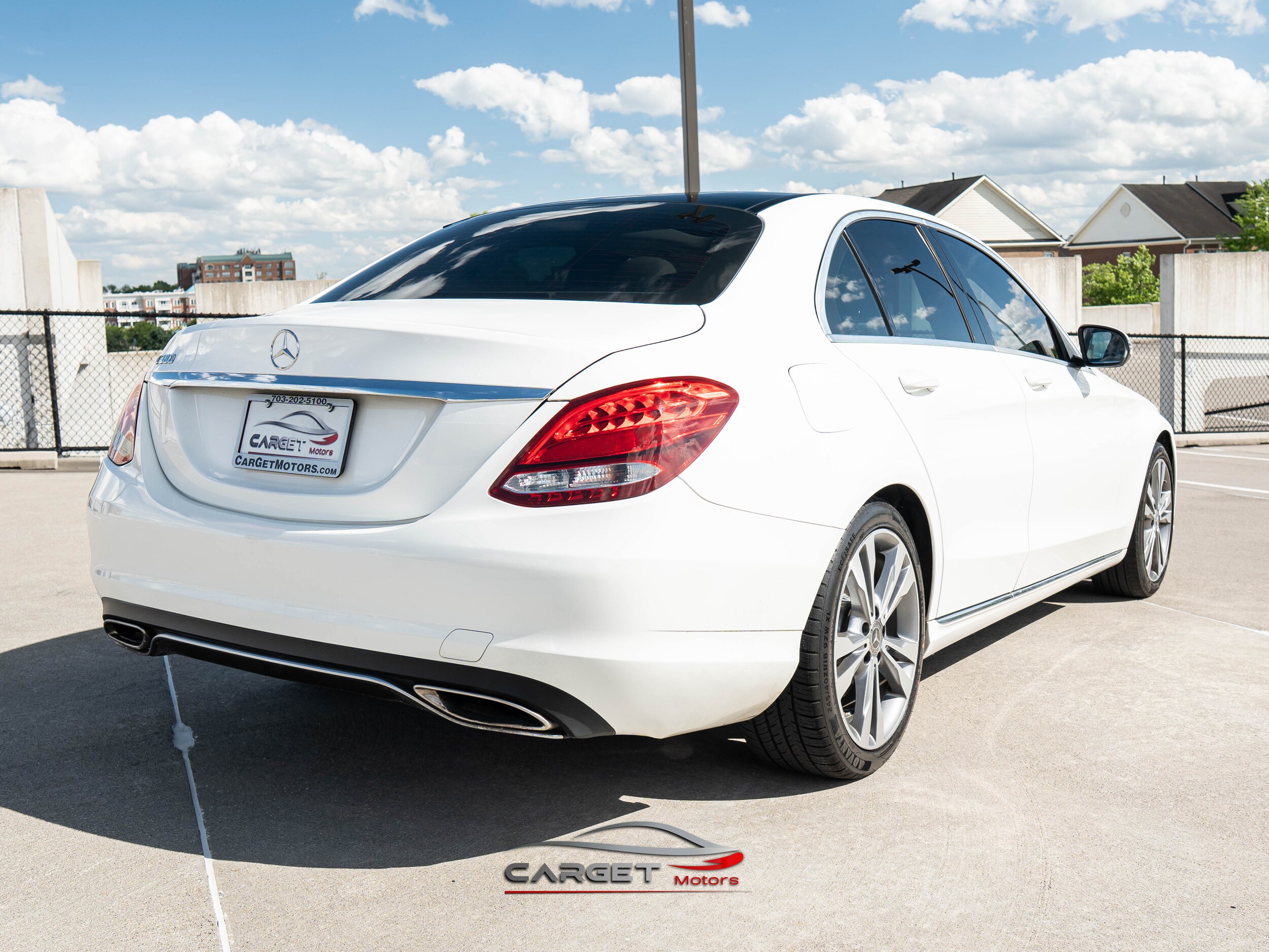 Vehicle image 4 of 49