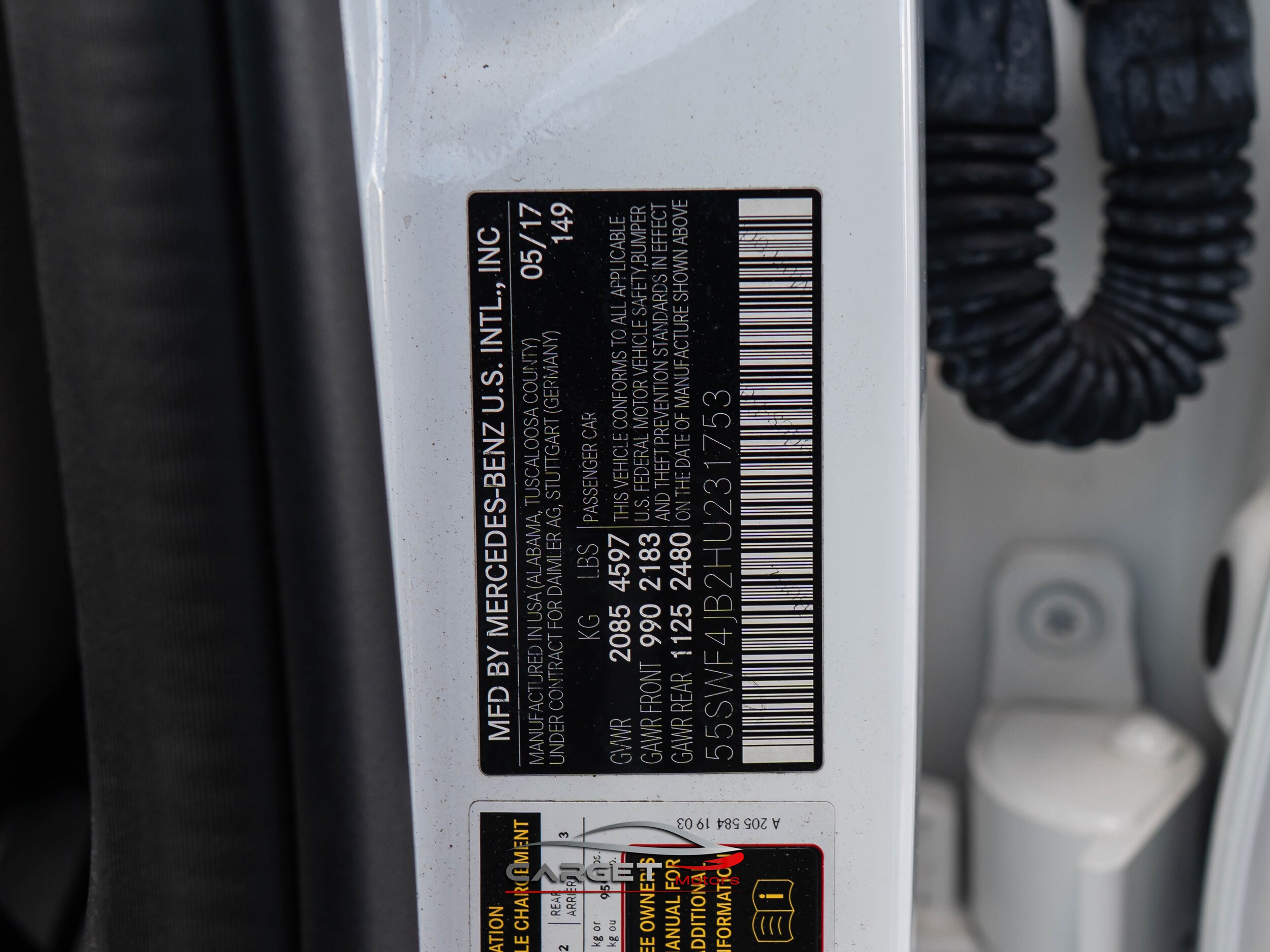 Vehicle image 47 of 49