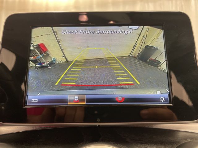 Vehicle image 20 of 33