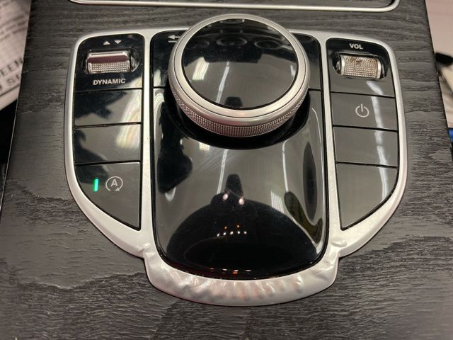 Vehicle image 24 of 33