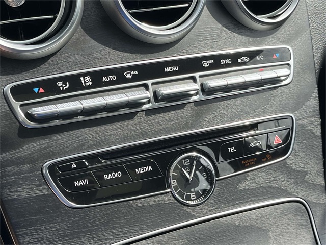 Vehicle image 34 of 34