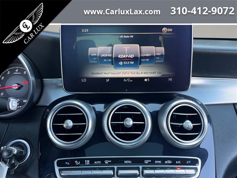 Vehicle image 14 of 19