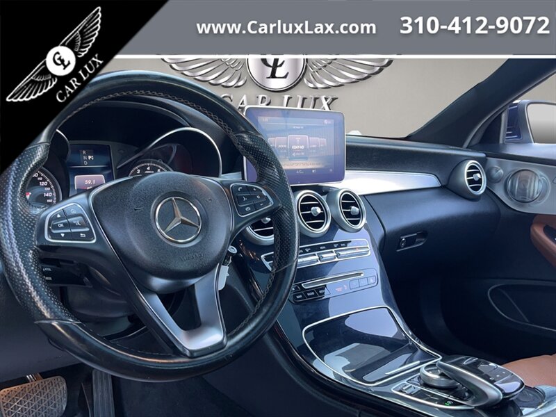 Vehicle image 12 of 19