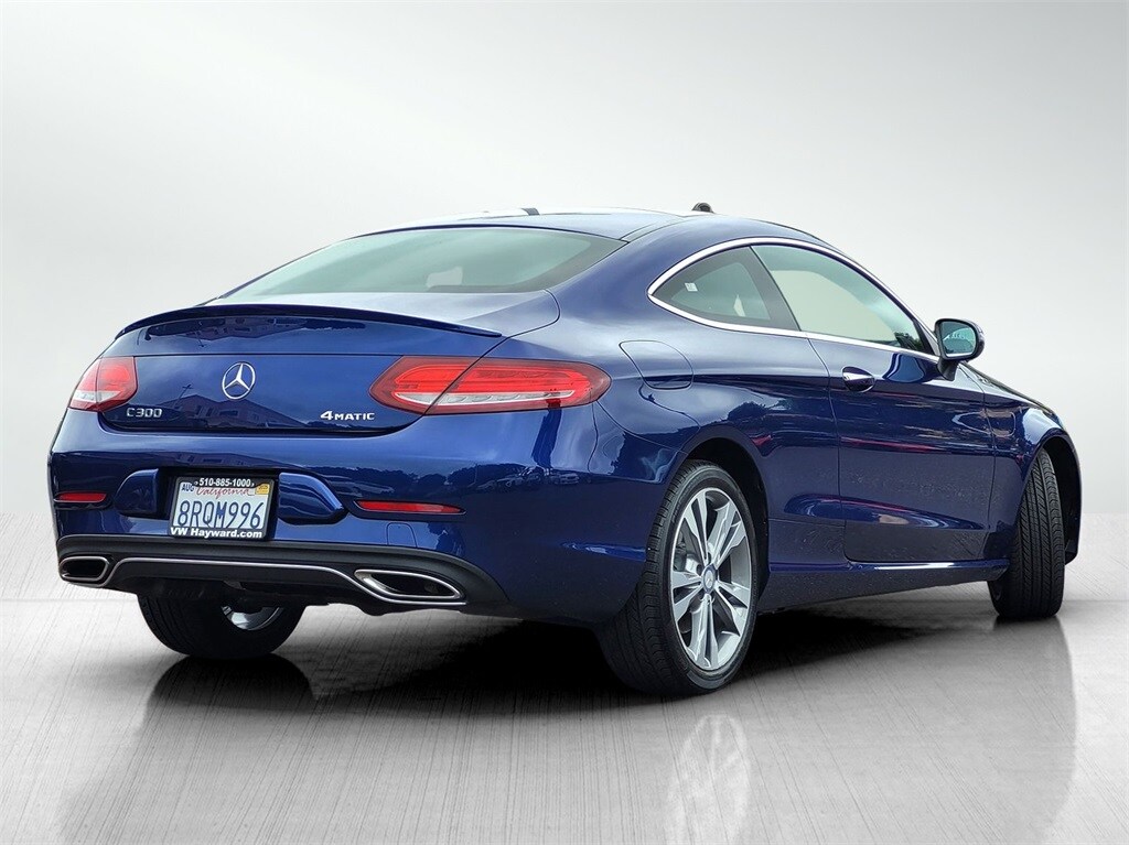 Vehicle image 6 of 33