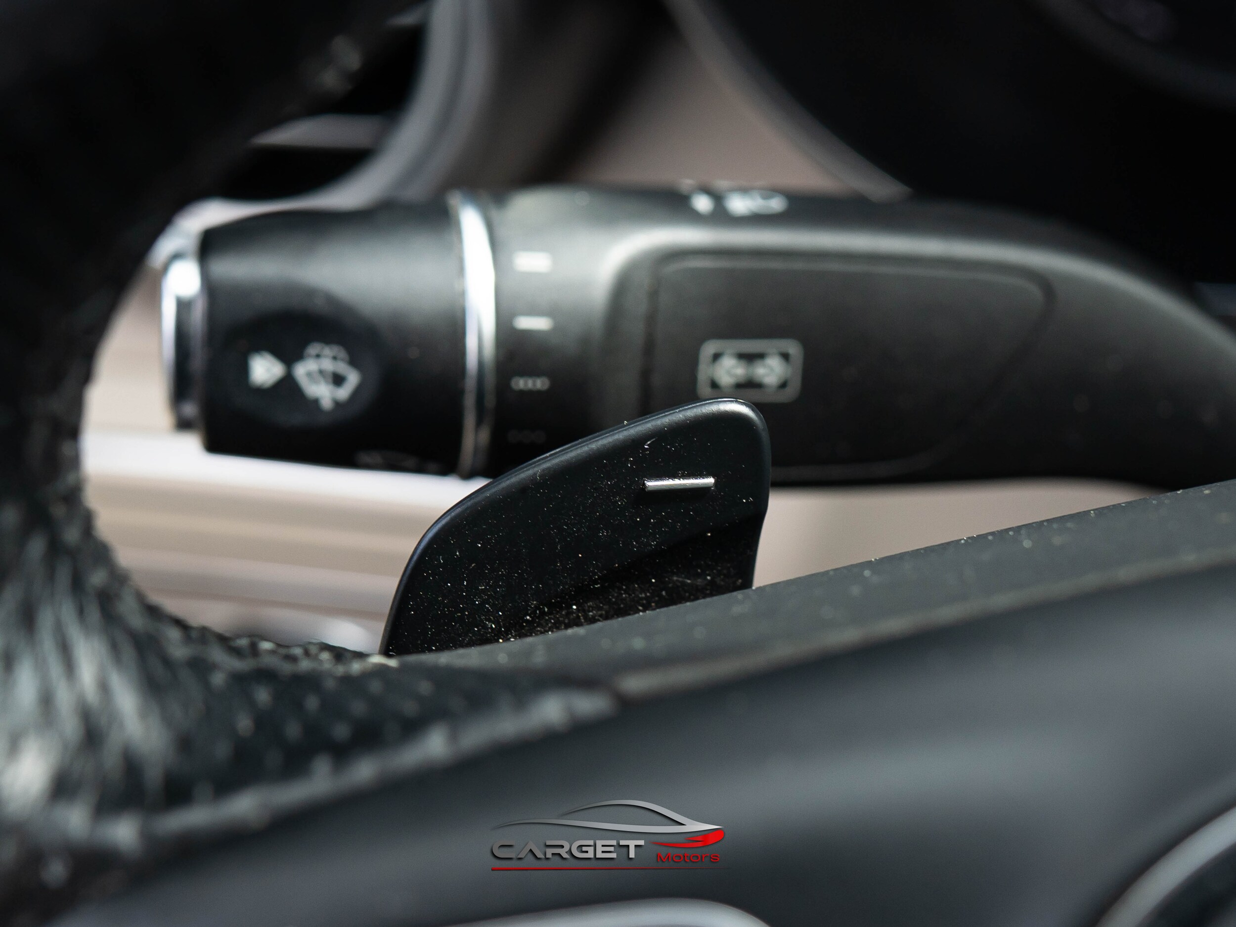Vehicle image 27 of 51