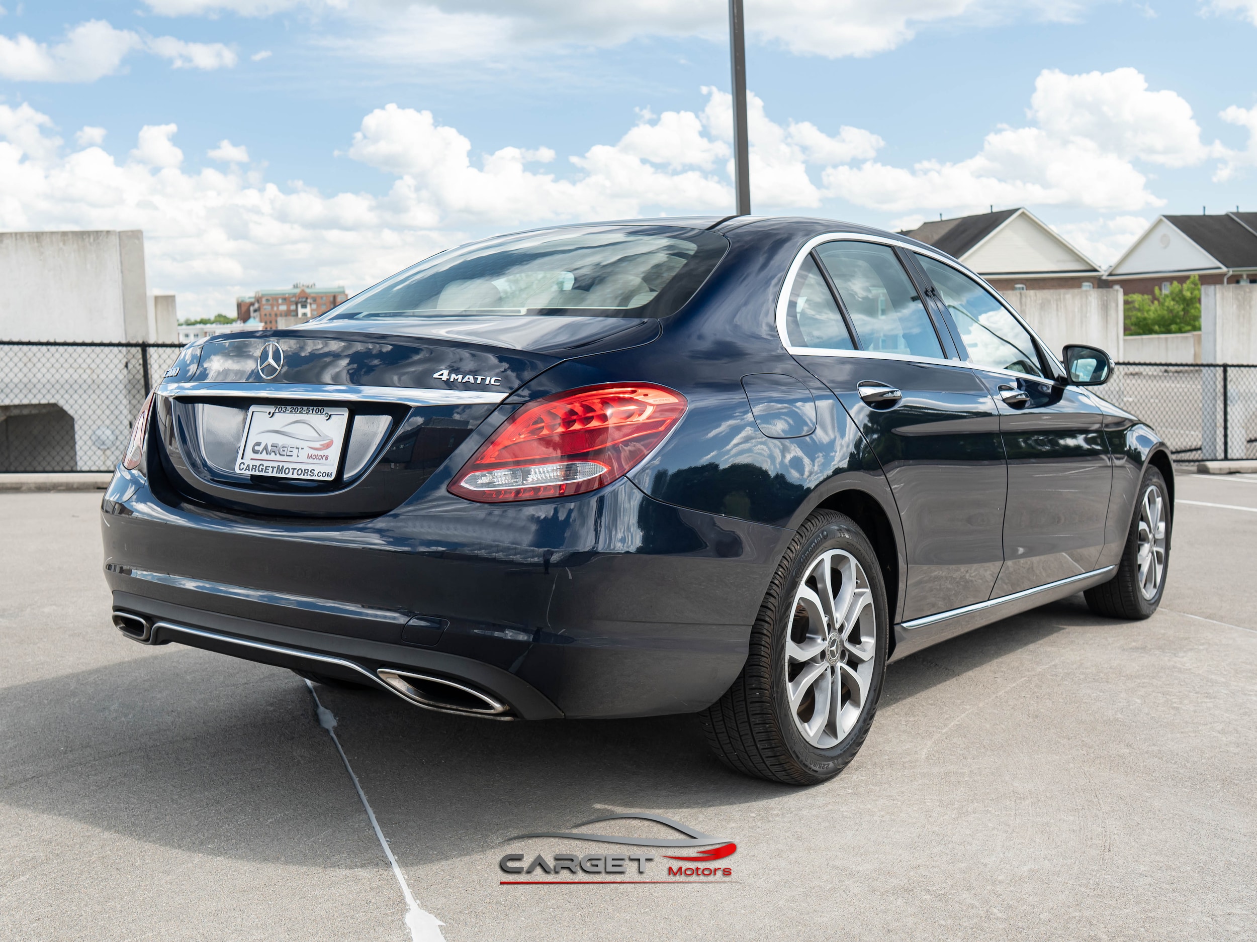 Vehicle image 4 of 51