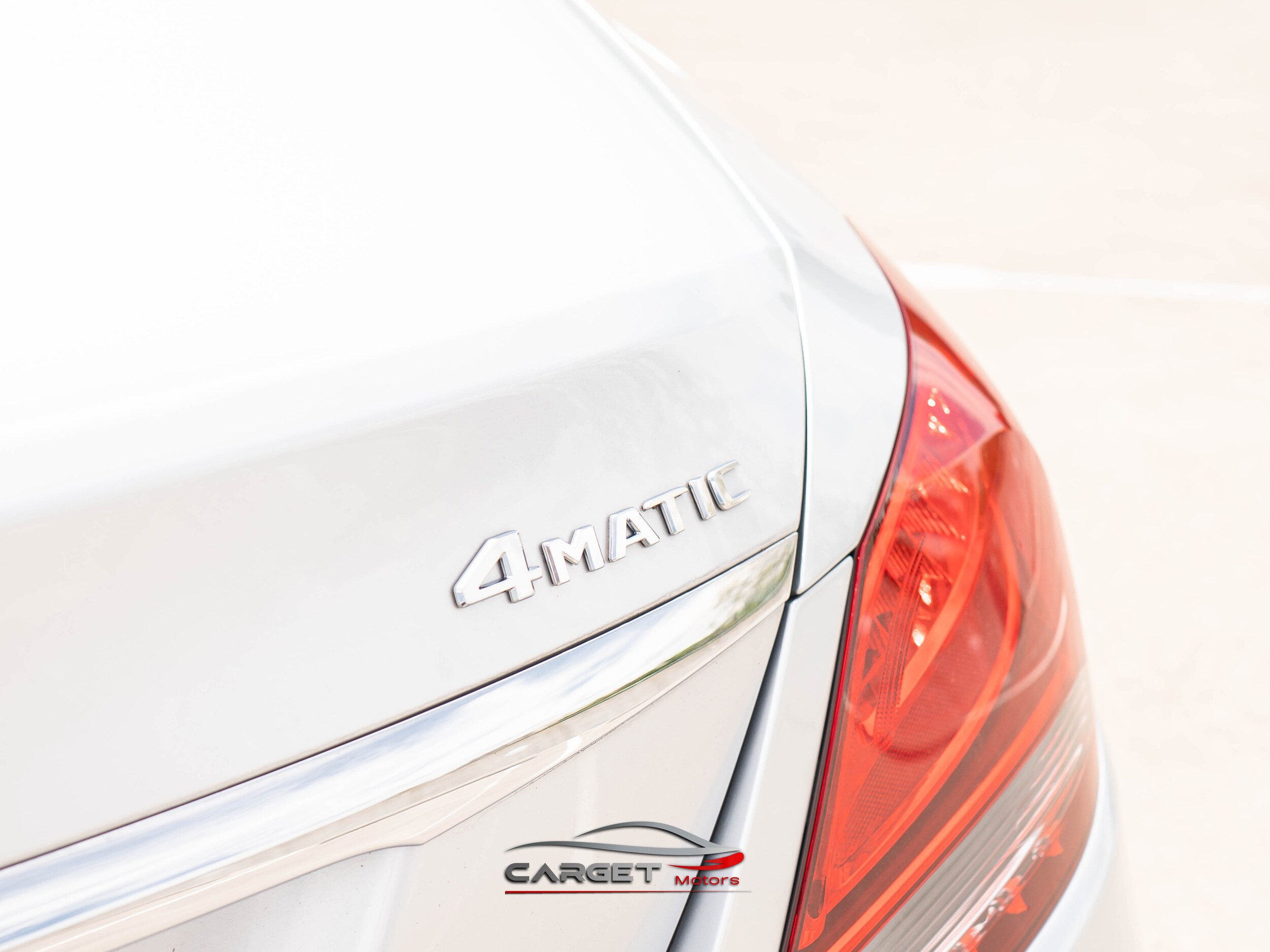 Vehicle image 42 of 48