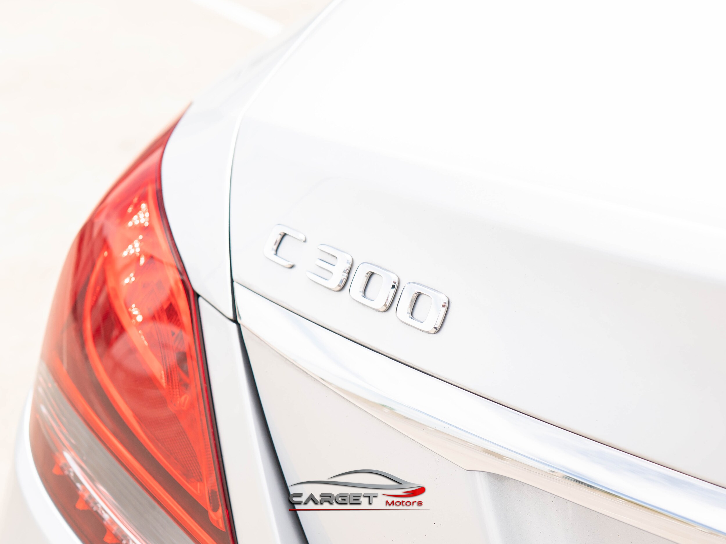 Vehicle image 41 of 48