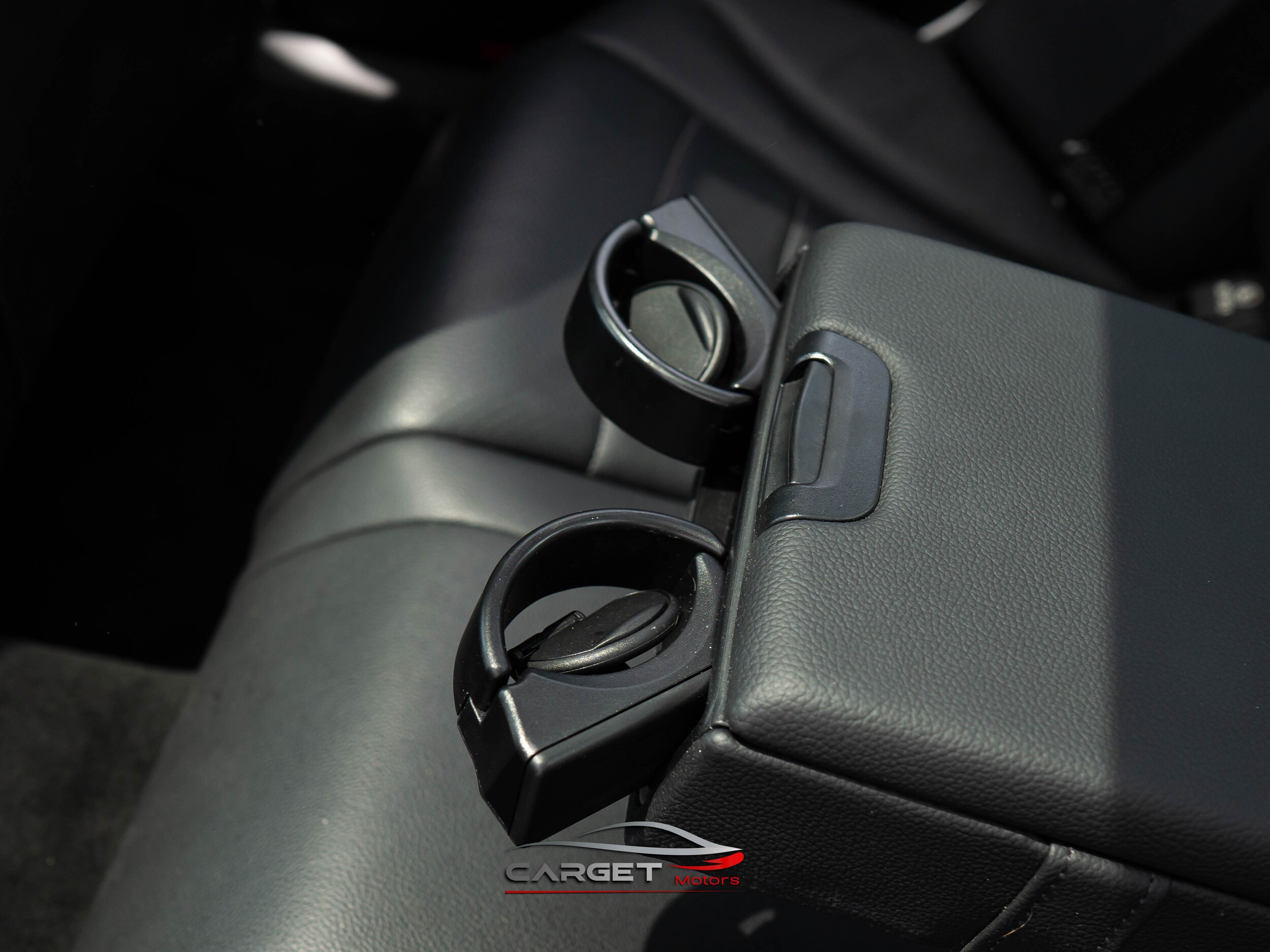 Vehicle image 21 of 48