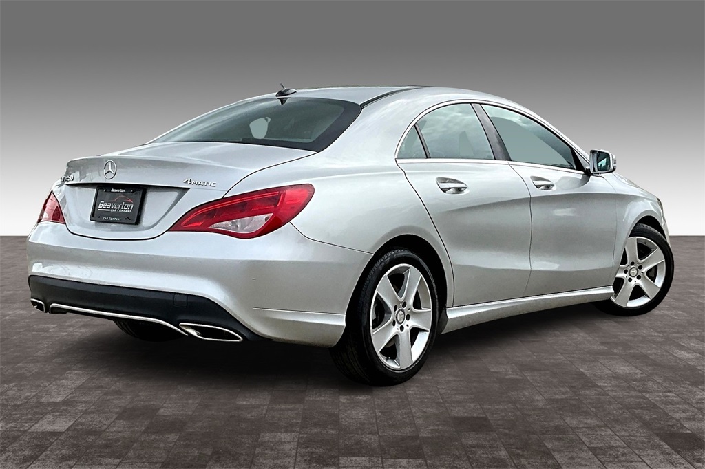 Vehicle image 4 of 32