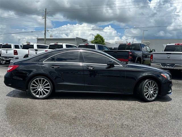 Vehicle image 4 of 26