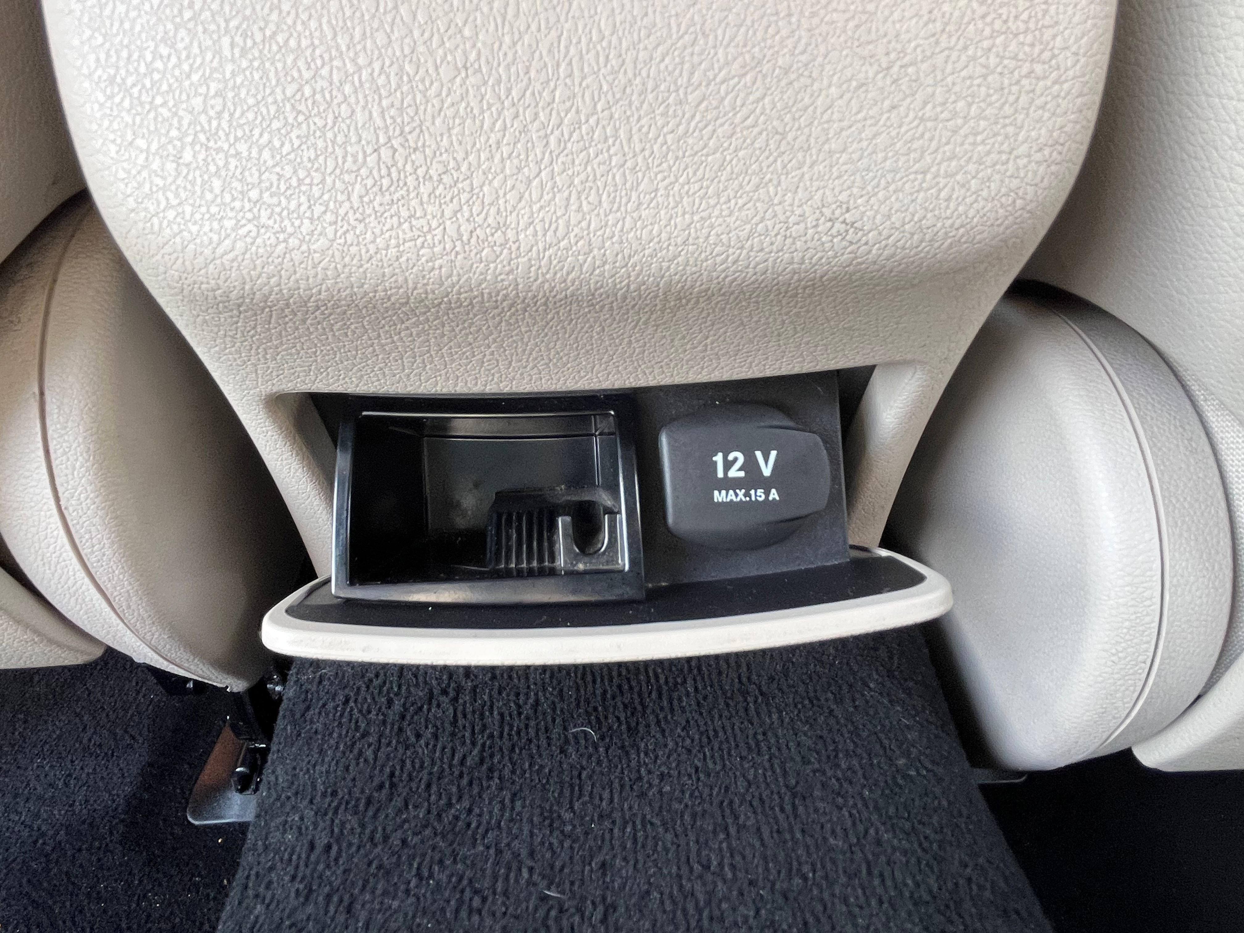 Vehicle image 31 of 71