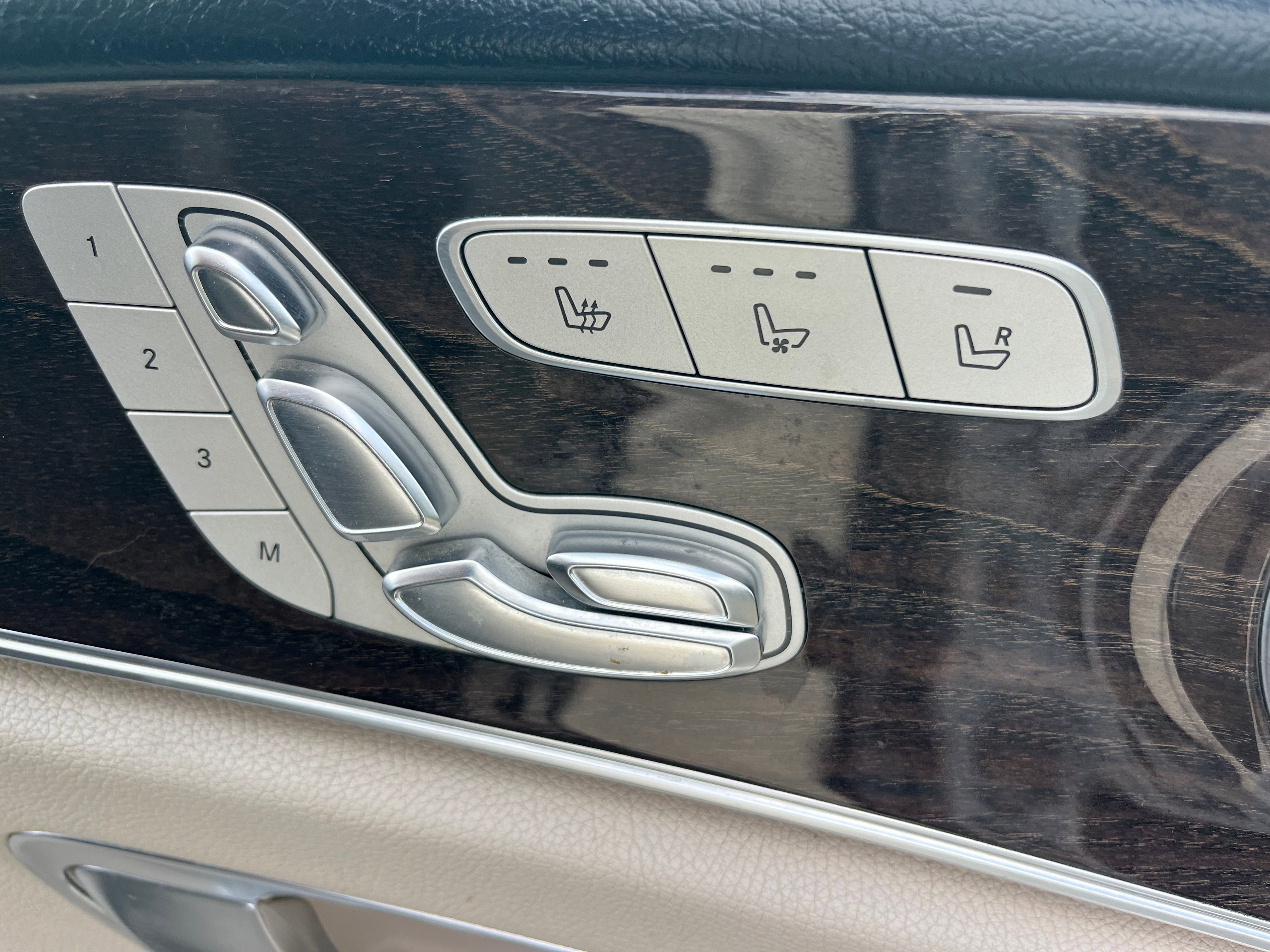 Vehicle image 11 of 71