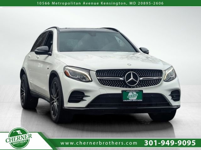 2017 Mercedes-Benz GLC AMG 43 Image 3 of 42
