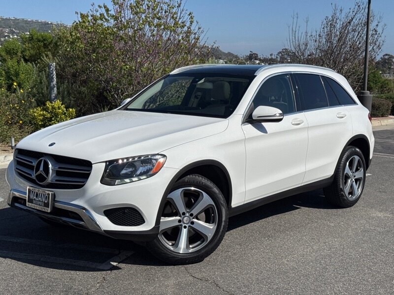 Vehicle image 1 of 34