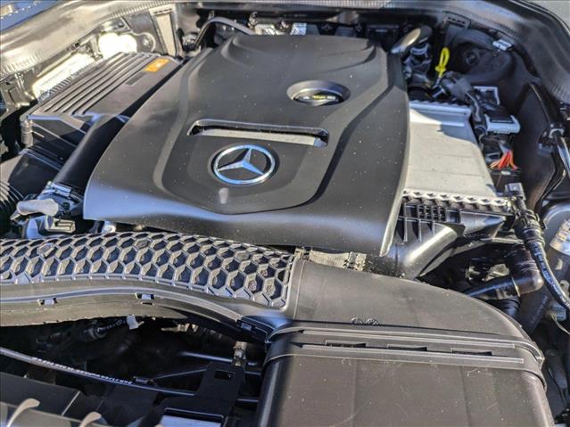 Vehicle image 9 of 27