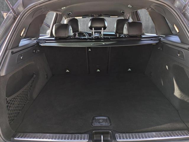Vehicle image 11 of 27