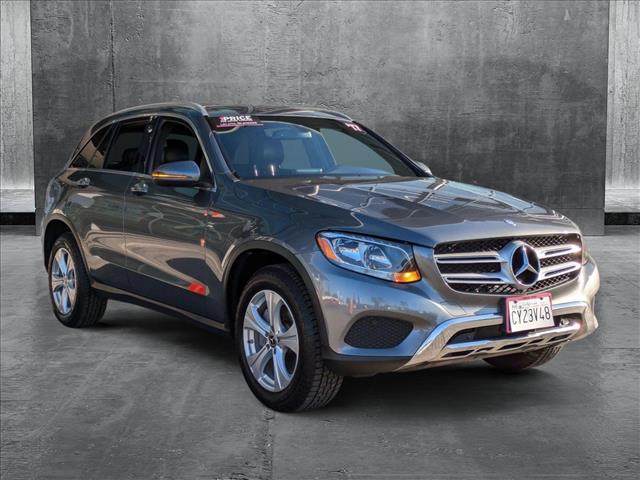 Vehicle image 3 of 27