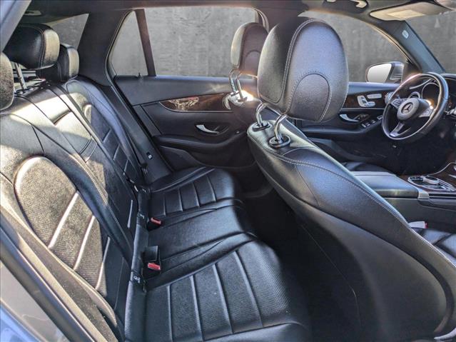 Vehicle image 13 of 27