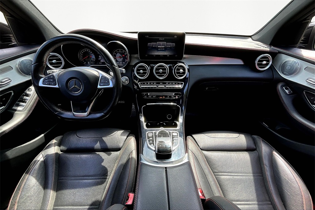 Vehicle image 14 of 36