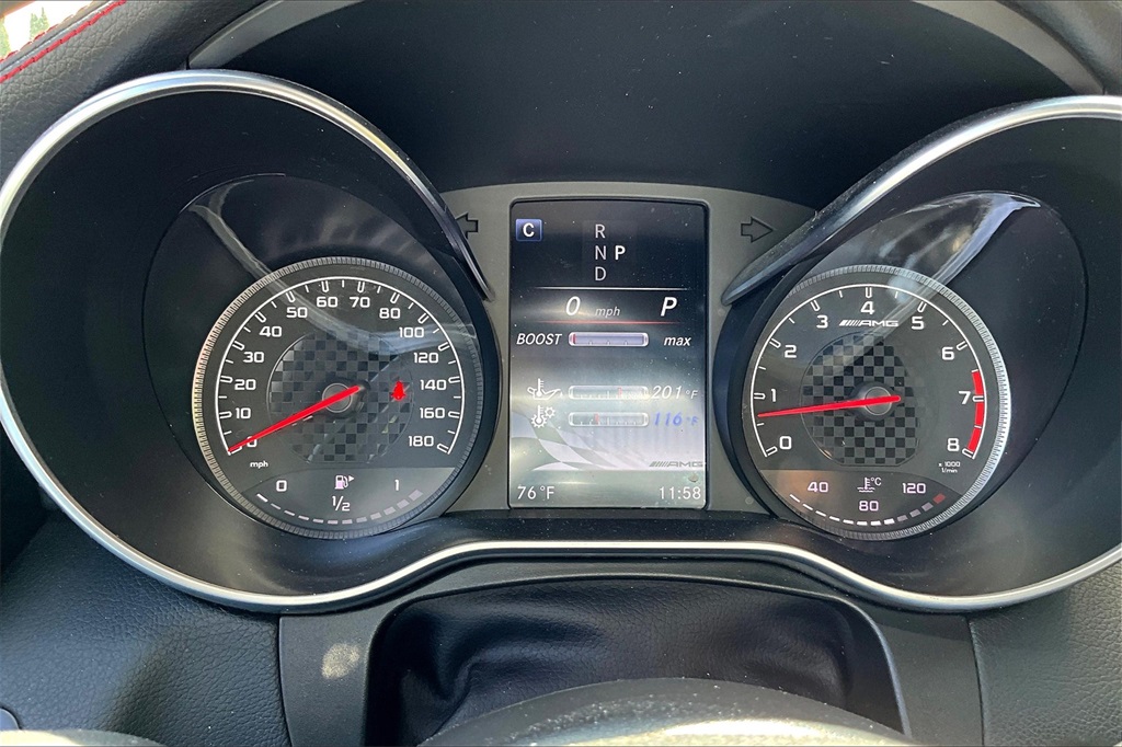 Vehicle image 18 of 36