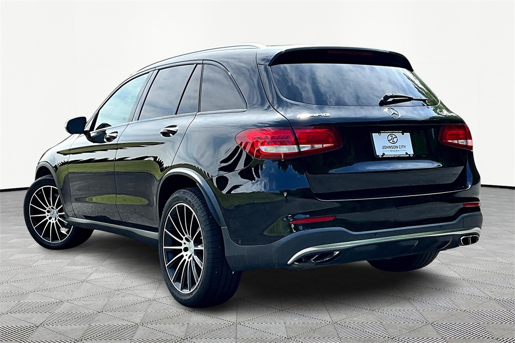 Vehicle image 5 of 36
