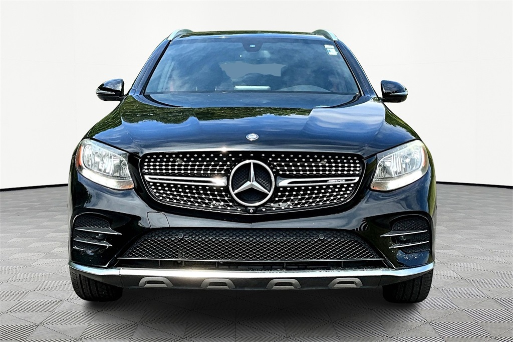 Vehicle image 2 of 36