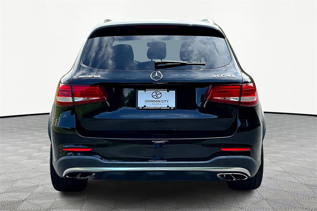 Vehicle image 6 of 36