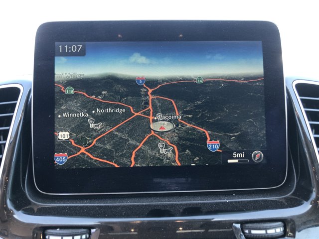 Vehicle image 20 of 22